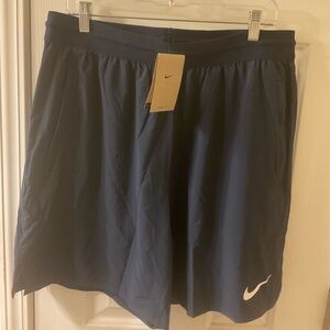 Nike Men’s Dri-Fit Flex Vent Max 8” Training Shorts